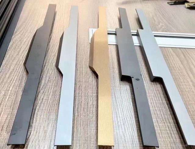 青岛东岳家具五金